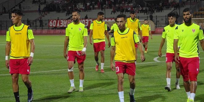 MC Oran : trois semaines sans matchs officiels, le staff technique inquiet