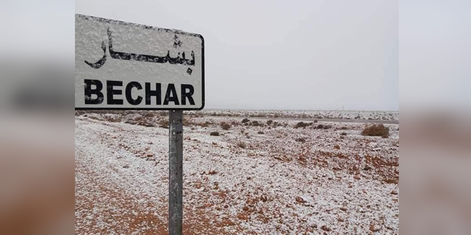 Bechar: chutes de neige à Béni-Ounif